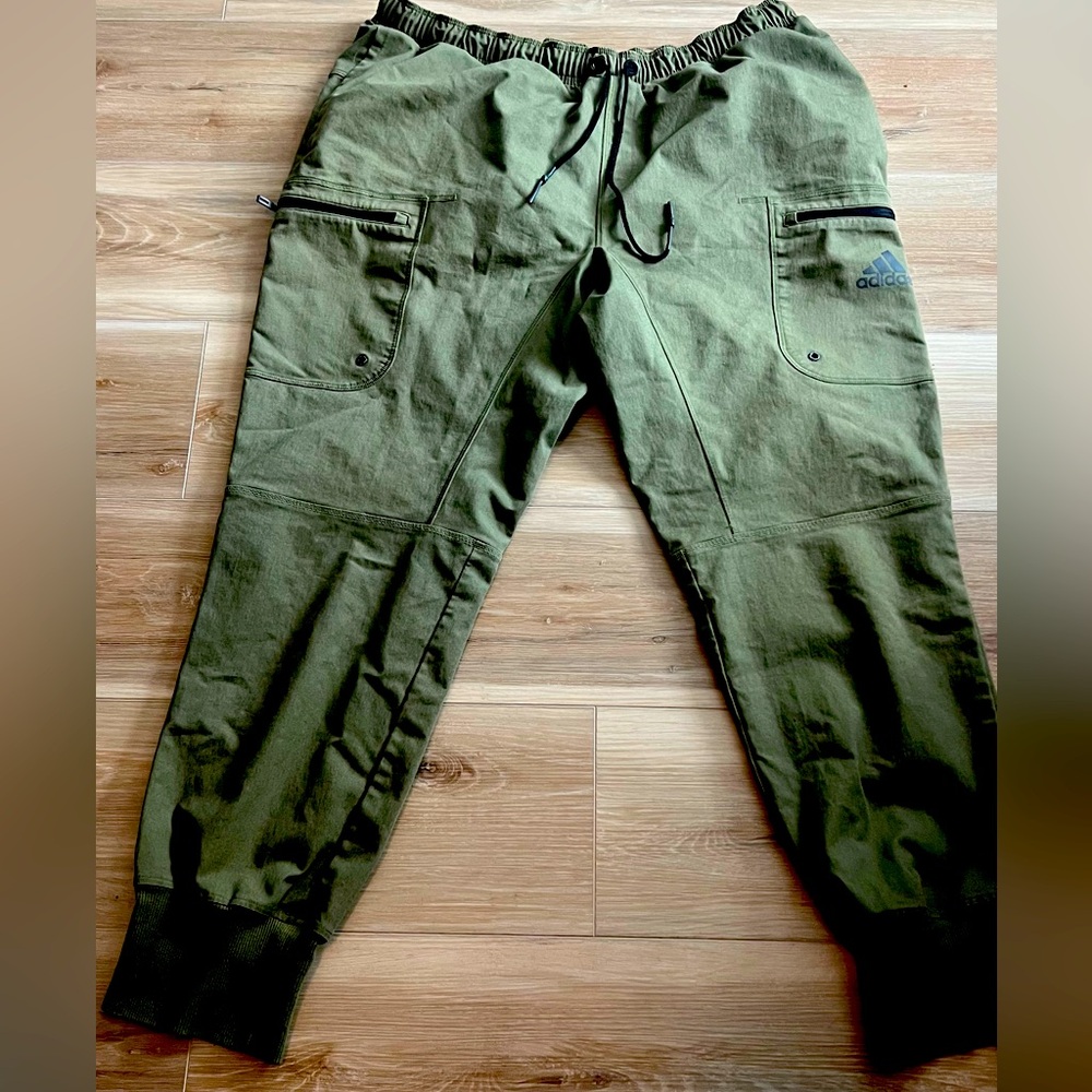 Green Adidas Cargo Pants with elastic bottom